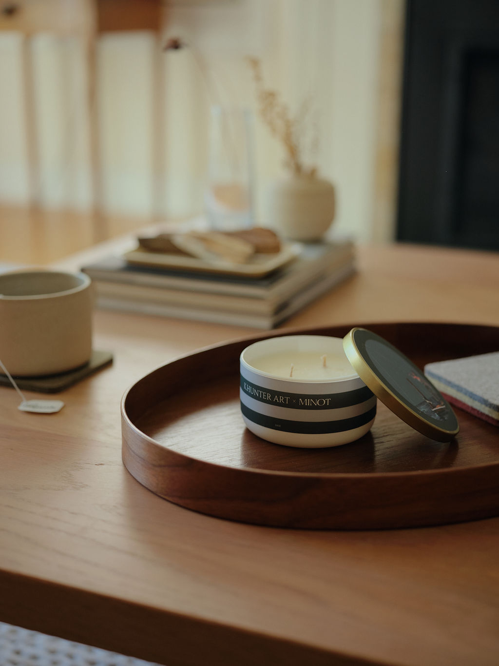 K.Hunter x MINOT - Casting Off Candle